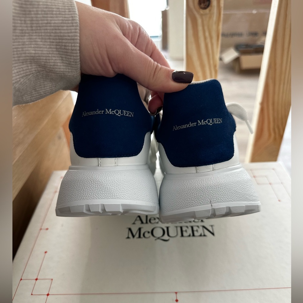 Alexander McQueen Sneaks !NEW! Never worn!